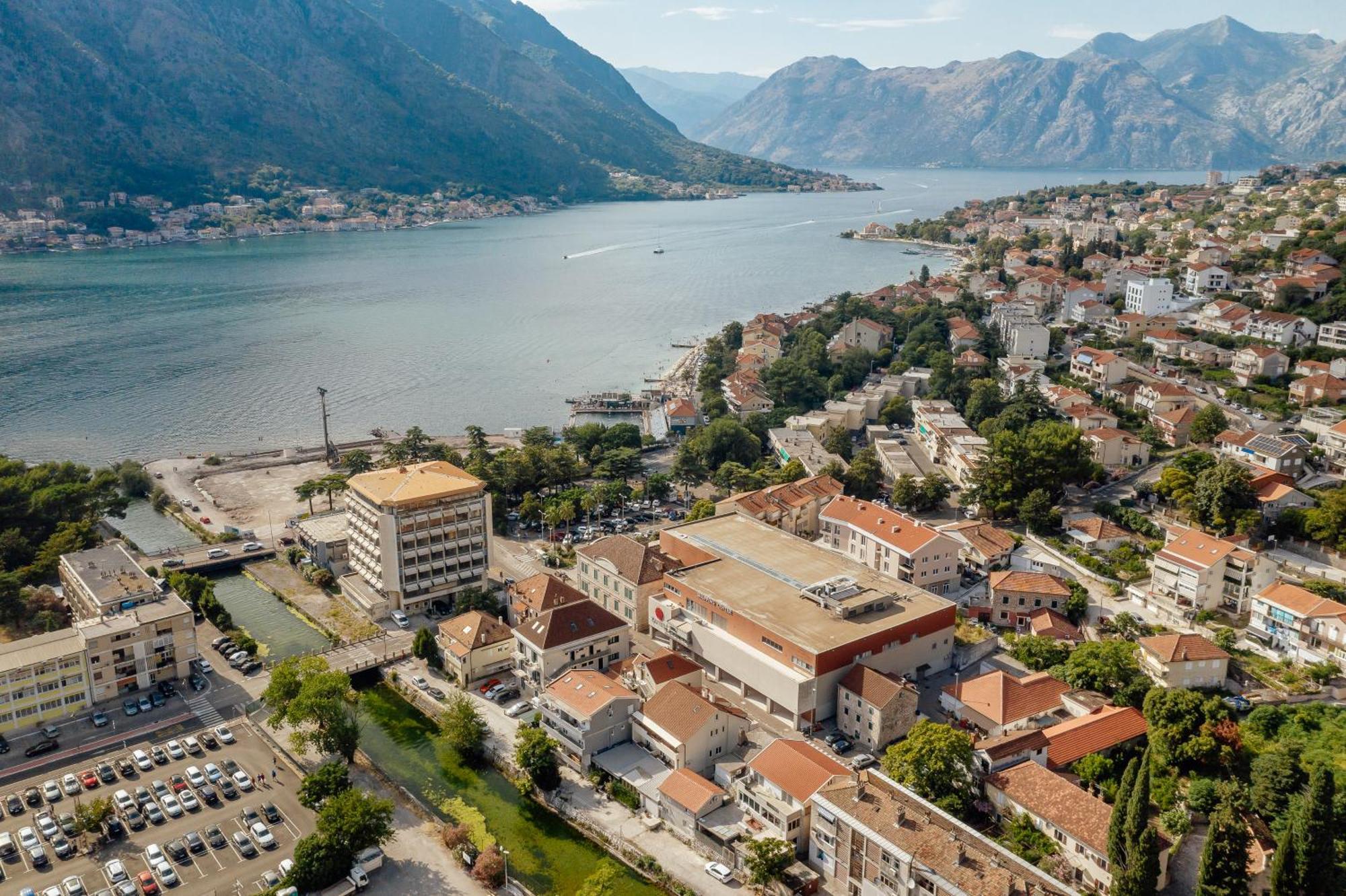 Kotor Central Point Ngoại thất bức ảnh